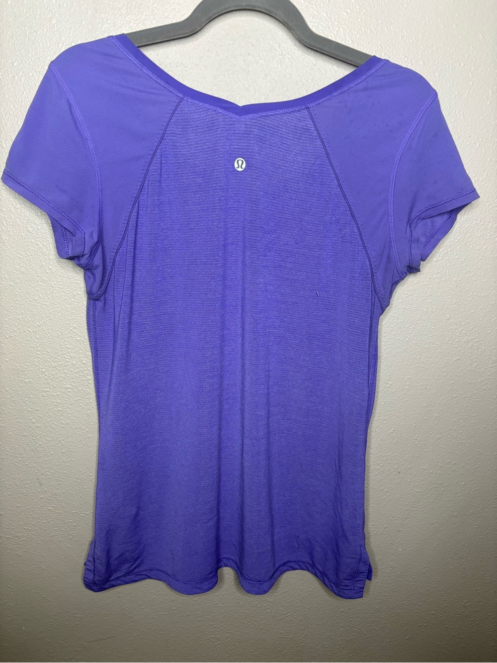 LULULEMON Tee-Shirt 💜PURPLE💜 - Picture 6 of 11